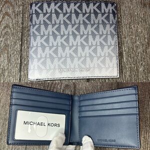NWT Michael Kors | Navy Cooper Ombré Signature Logo Billfold Wallet $198